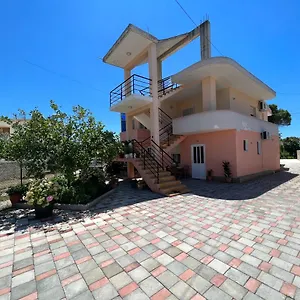 Pensión Guest House Vlore, Vlorë